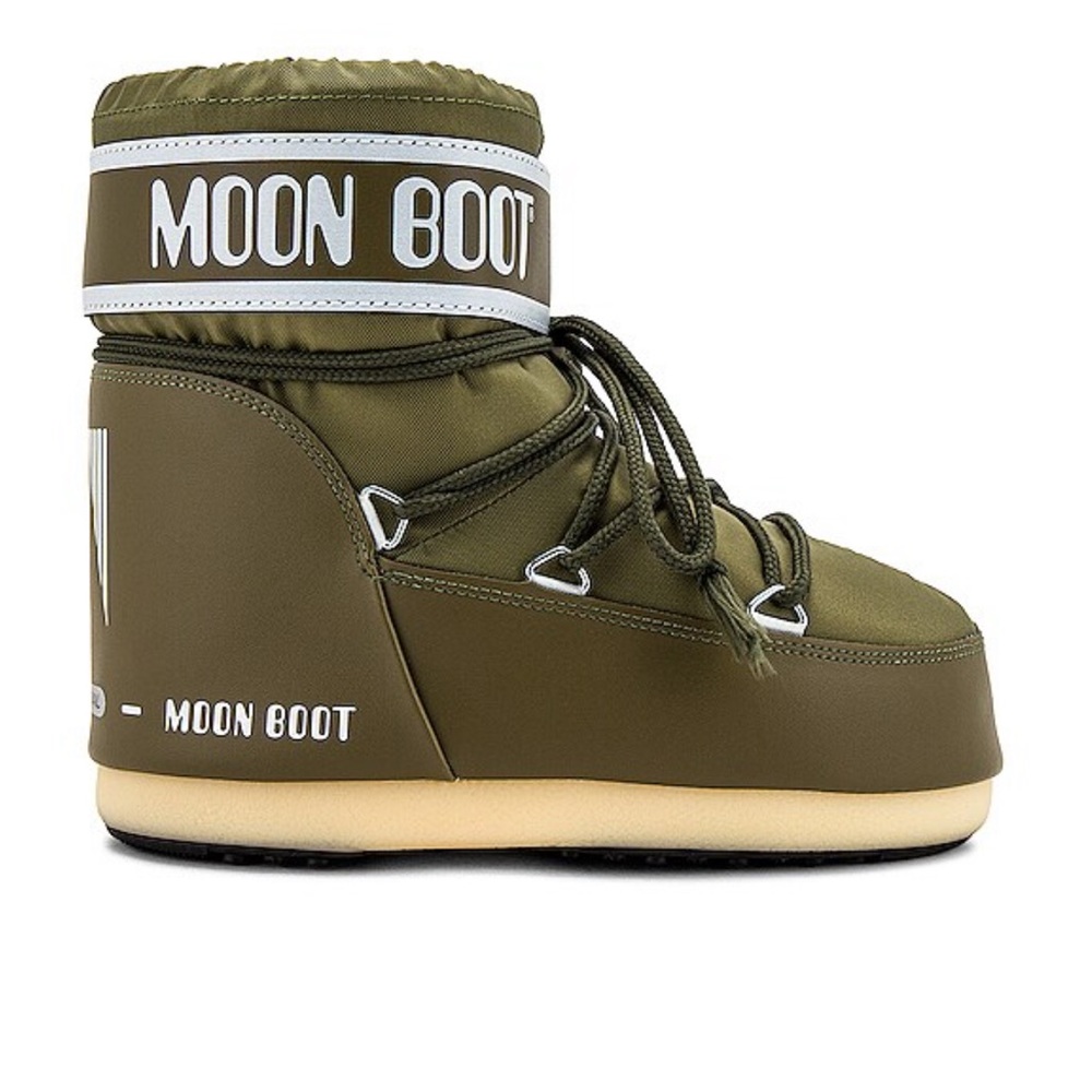 MOON BOOT Classic Low 2 Bootie in Khaki